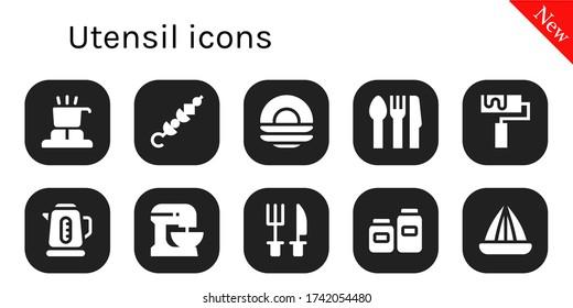 conjunto de iconos de utensil. 10 íconos utensilios rellenos. Cocina incluida, brocheta, plato, cubiertos, rodillo, hervidor, batidor, ollas, iconos de juicer