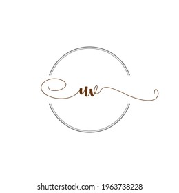 Ilustración de la carta de la plantilla de escritura a mano del logotipo inicial UV