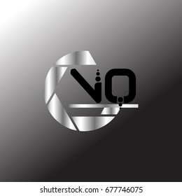 V Q Logo