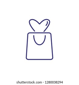Valentines Day present line icon. Holiday sale, gift, dating. Valentine Day concept. Vector illustration can be used for topics like holiday, shopping, relationships