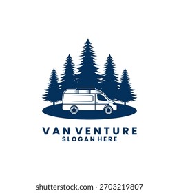 Furgoneta con Plantilla de Vector de diseño de logotipo de árbol de pino