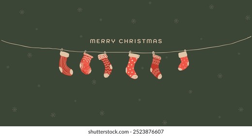 Varios calcetines rojos colgando dibujado a mano estilo infantil sobre fondo verde ilustración gráfica. Plantilla del rectángulo de la tarjeta de felicitación de las Navidades felices.