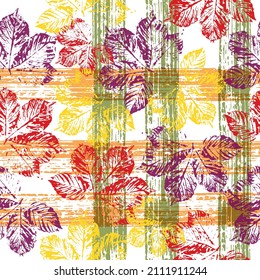  Various veined leaves on white background. Seamless pattern of autumn leaves. Vector illustration EPS 10