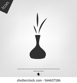 Vase vector icon