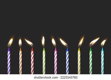 Vector 3d Parafina realista o Vela de cumpleaños quemada de cera y diferente llama de un conjunto de iconos de velas aislados en fondo negro. Plantilla de diseño, cliente, concepto de cumpleaños