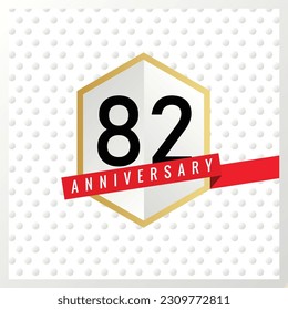 Jubiläum des Vektor 82 Jahre auf weißem Hintergrund mit schwarzen Zahlen und Konfetti-Design