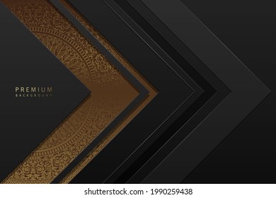Abstrakter, schwarz-gelber Hintergrund mit dunkelgoldenem Muster. Seide strahlt florale Struktur aus. Pfeilform aus dunklem Laminat