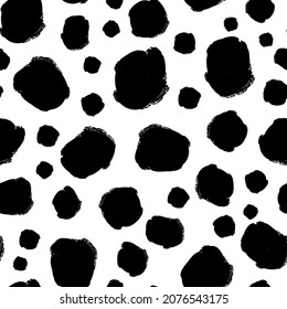 Vector abstract black and white animal skin seamless texture design. great for fashion, textiles, wallpaper, stationary, tech accessories and other home decor product.