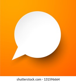 Ilustración vectorial abstracta de la burbuja del habla de papel blanco sobre fondo naranja. Eps10.