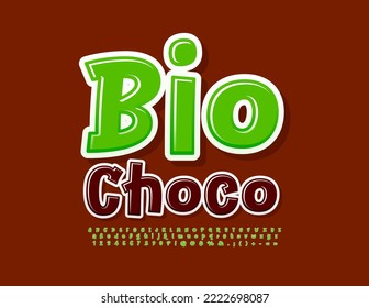 Señal de publicidad de vectores Bio Choco. Fuente artística brillante. Divertidas letras y números de alfabeto verde