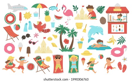 Gran conjunto vectorial con elementos clipart de verano aislados en fondo blanco. Ilustración plana para niños con palmeras, avión, gafas de sol, niños haciendo actividades de verano. Paquete de objetos de playa de vacaciones
