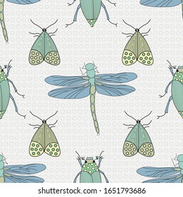 Insectos vectoriales azules, verdes y amarillos en fondo blanco patrón de repetición sin problemas. Antecedentes para textiles, tarjetas, manufactura, papel pintado, papel, envoltura de regalo y reserva de chatarra.