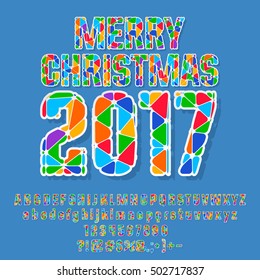 Vector con parches brillantes Tarjeta de felicitación Feliz Navidad 2017 con un conjunto de letras, símbolos y números