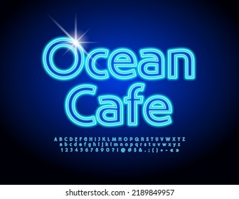 Señal de luz vectorial Ocean Cafe con fuente de luz iluminada. Conjunto de neones azules de letras, números y símbolos alfabetos