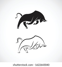Vector of bull design on white background. Wild Animals. Easy editable layered vector illustration.