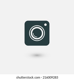 Vector camera icon. Isolated on white background. Vector illustration, eps 10.