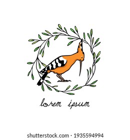 Vektorkarte mit handgezeichnet süßem Hoopoe in grünem Blattkranz. Tintenzeichnung, Grafikstil. Schöne Elemente der Tiergestaltung.
