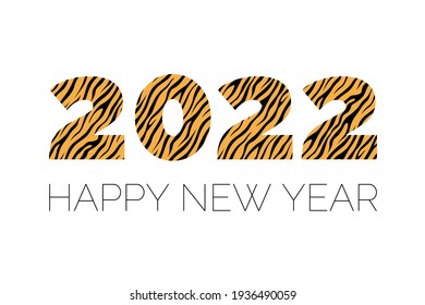 Cartel de Navidad vectorial con texto 2022 Feliz Año Nuevo con patrón de rayas de piel de tigre. Diseño de afiches artísticos. Aislado en el fondo blanco.