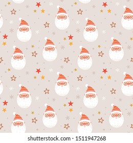 Vector Christmas seamless pattern with Santa Claus faces and stars. Vintage holiday repeated texture with cartoon character. Funny winter background with Santa Claus in glasses and hat. Happy New Year