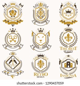 Escudo heráldico de armas con clase vectorial. Colección de blazones estilizadas en diseño vintage y creadas con elementos gráficos, coronas reales y banderas, estrellas, torres, armería, cruces religiosas.