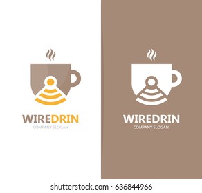 Vetor de café e combinação de logotipo wifi. Símbolo ou ícone de bebida e sinal. Copo exclusivo e rádio, modelo de design de logotipo de internet.