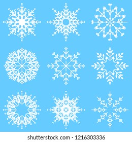 Coleção vetorial de flocos de neve artísticos de cristal abstratos gelados isolados no fundo como grupo de decoração de dezembro de inverno ou coleção. Gelo ou geada linda estrela ornamento silhueta ou arte da estação