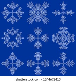 Colección vectorial de copos artísticos de nieve abstracta de cristal aislados en el fondo como grupo de decoración o colección de diciembre de invierno. Hielo o escarcha hermosa silueta de ornamento estrella o arte de temporada