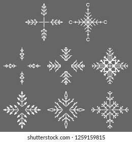 Vektorgrafik von künstlerischen, eisigen abstrakten Kristallschneeflocken einzeln auf dem Hintergrund als Winterdekorationsgruppe oder Kollektion. Eis oder Frost Schöne Sternschmuck-Silhouette oder Saisonkunst