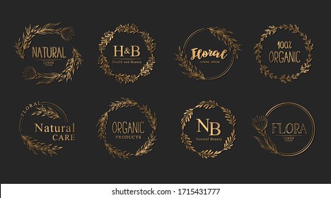 Vektorillustration Kollektion von handgezeichneten, blumengezeichneten Logo-Vorlagen mit Ästen und Blumen. Elegantes Design-Konzept mit Kränzen, Rahmen und Rändern