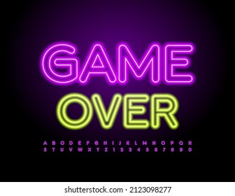 Vektorfarbiges Emblem-Spiel vorbei. Moderne leuchtende Schriftart. Neon Alphabet Buchstaben und Zahlen Set