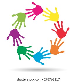 Concepto vectorial o espiral de círculo conceptual de las impresiones coloridas hechas a mano por niños aislados en fondo blanco para pintura, huella de mano, símbolo, personas, identidad, juntos, amistad, juego, diseños divertidos
