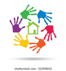 Concepto vectorial o casa verde conceptual o símbolo de construcción con círculo de huellas dactilares infantiles o humanas aisladas en fondo blanco, metáfora al medio ambiente, hogar, eco, ecología, paz, hogar energético