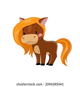 Vector lindo caballo de laurel con un mane naranja. Símbolo chino de año nuevo. Animales de granja alegres. Personaje ecuestre feliz para el diseño infantil. Pequeño poni de pie sonriendo.