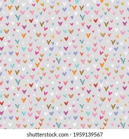 Vector cute hand drawing romantic cartoon hearts seamless pattern background