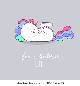 Vector lindo unicornio haciendo ejercicio de yoga. Postura de liberación de viento con cita manuscrita Para una vida más saludable.