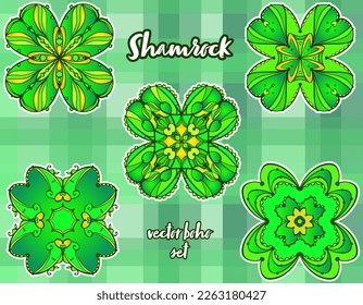 Vektorgrafik-Dekorationssatz aus Boho-Shamrocks in irischen Farben. St. Patrick's Day. Keltischer, karger Hintergrund.