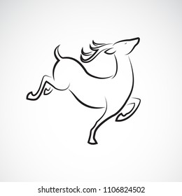 Vector of deer design on white background. Wild Animals. Easy editable layered vector illustration.