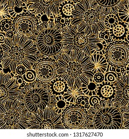 Vector doodle seamless shiny folk floral pattern with gold glitter sparkle flowers on black background 