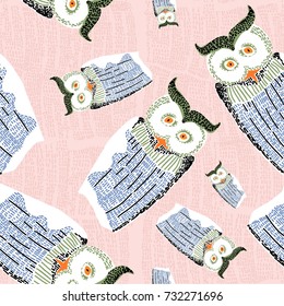 vector doodle seamless wallpaper cartoon pattern
 with cute an decorative owls for background of Halloween
 or some other events. for textile, open card, fun wallpaper for 
baby room and other prints