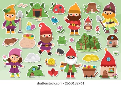 Pacote de adesivo anão vetor. Manchas bonitas com criaturas mágicas. Woodland, coleção de ícones do gnomo de jardim. Ilustrações da floresta de fantasia. Clipart conto de fadas com a minha, casa, gemas, floresta, animal

