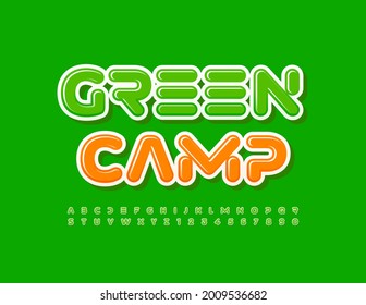 Vector eco signiert Green Camp mit kreativen Alphabet Letters und Zahlen. Moderne abstrakte Schriftart