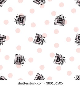 Vector fashion sketch. Hand drawn graphic parfume, perfume. Contrast glamour fashion seamless pattern in vogue style. Isolated elements on white background