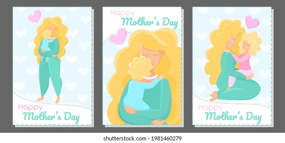 Vector plano colorido conjunto de tres postales de felicitación. Mujer rubia sosteniendo a su hijo en las manos, abrazando y sonriendo. Concepto del Día de la Madre o Día de la Familia y Fidelidad