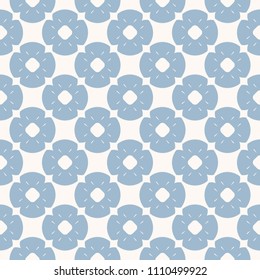Vector floral seamless pattern. Elegant geometric background with flower shapes, rounded grid, lattice, circles, repeat tiles. Abstract white and soft blue ornamental texture. Design for decor, fabric