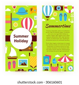Plantilla de viajero vectorial de objetos y elementos del concepto de vacaciones de verano. Diseño plano Vector Ilustración de la identidad de la marca para la promoción de vacaciones y vacaciones en playa. Patrón colorido para la publicidad