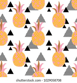 Vector Fresh Ripe Pineapple Seamless Pattern on White. Tropical Fruit Background. Hand draw illustration.