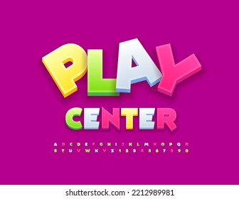 Vektorlustiges Banner Play Center. Kreative Kinder 3D Schriftart. Farbige Alphabet-Buchstaben und -Zahlen