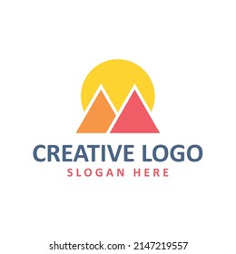 Gráfica vectorial de la plantilla de diseño de logotipo de montaña abstracto