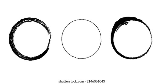 Gráfica vectorial de un conjunto de tres redondos de tinta negra con pincel sobre fondo blanco. Elemento de diseño de vectores. vector eps10.
