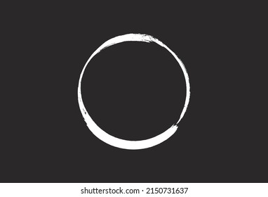 Vektorgrafik von weißem farbigem Grunge, rund mit Bürste auf schwarzem Hintergrund. farbiges, handgezeichnetes Element. Circle Grunge bedrückt rohen Hintergrund. Vektor eps10.
